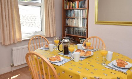 3 Bed in Eastbourne 4