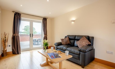 2 Bed in Bridport