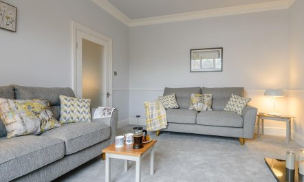 1 Bed in Colwyn Bay 1