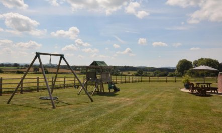 3 Bed in Sherborne 1