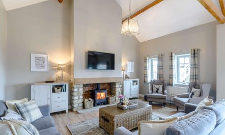 4 Bed in Scarborough 3