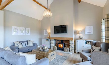 4 Bed in Scarborough 5