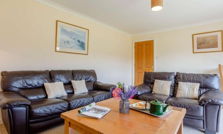4 Bed in Whitebridge 3