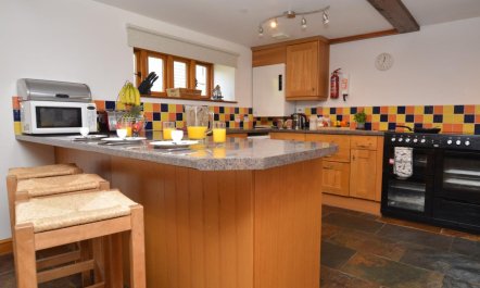 4 Bed in Sherborne 3
