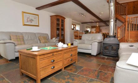 4 Bed in Sherborne 4