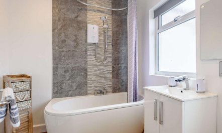 4 Bed in Llandudno 5