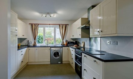 2 Bed in Ilfracombe 2
