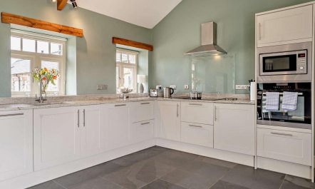 2 Bed in Haverfordwest 3