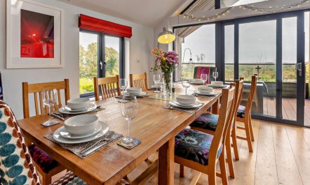 4 Bed in Carharrack 0