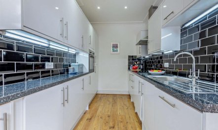 3 Bed in Tenby 5