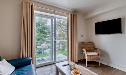 1 Bed in Saundersfoot 2