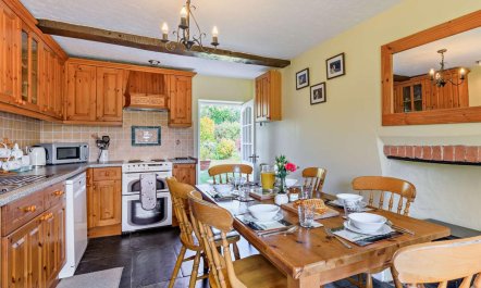 4 Bed in Barnstaple 3
