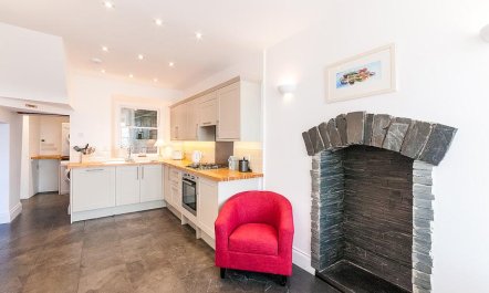 4 Bed in Aberdyfi 5