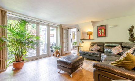 2 Bed in Torrington 4