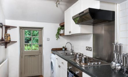 2 Bed in Brecon 4