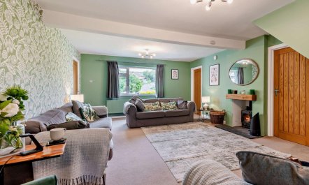 5 Bed in Wareham 2