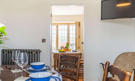 3 Bed in Whitby 9