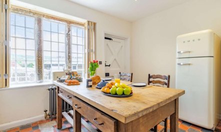 3 Bed in Whitby 8