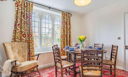3 Bed in Whitby 6