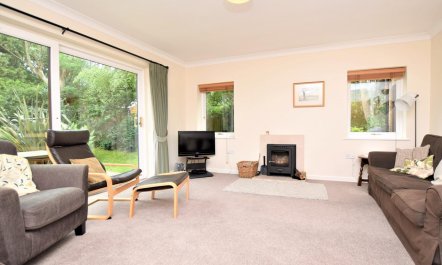 4 Bed in Cromer 8