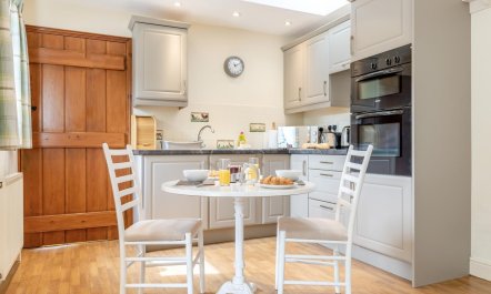 1 Bed in Hope Valley 3
