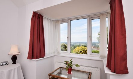 1 Bed in Axminster 2