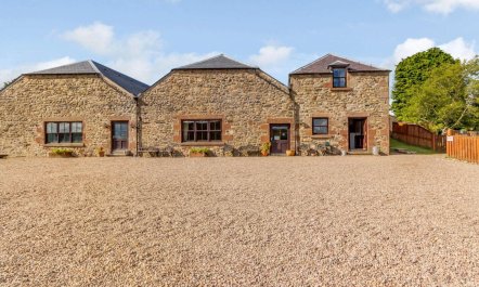 8 Bed in Kirriemuir