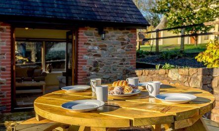 2 Bed in South Molton 2