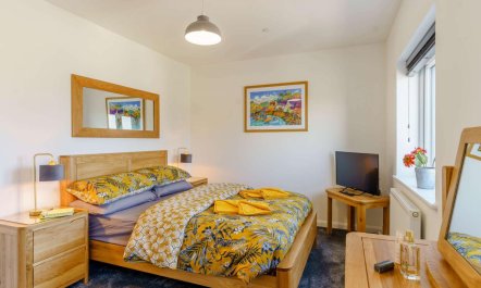 2 Bed in Haverfordwest 7