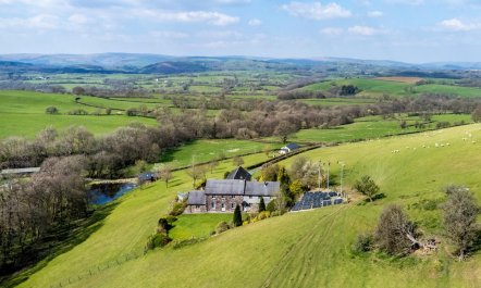5 Bed in Llangammarch Wells 2