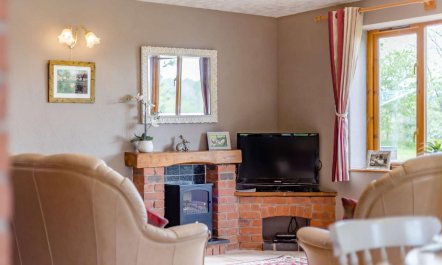 3 Bed in Worcester 6