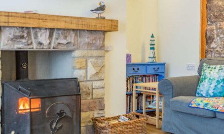 2 Bed in Seahouses 3