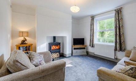 5 Bed in Holsworthy 2