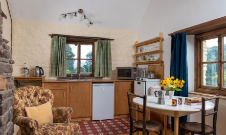 1 Bed in Crickhowell 2