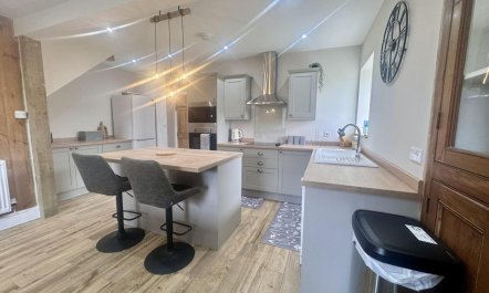 4 Bed in Crickhowell 5