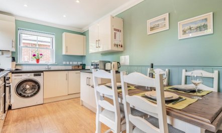 3 Bed in Christchurch 6