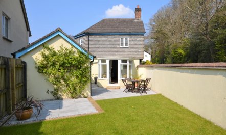 3 Bed in Bude