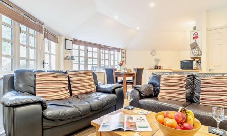 1 Bed in Truro 3
