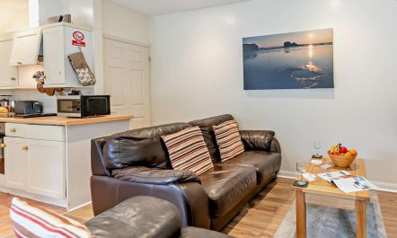 1 Bed in Truro 2