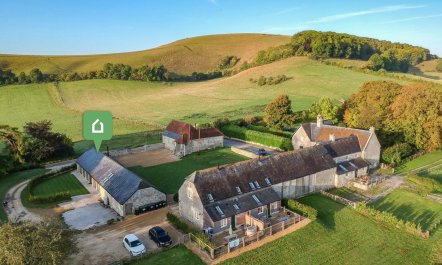 4 Bed in Shaftesbury 0