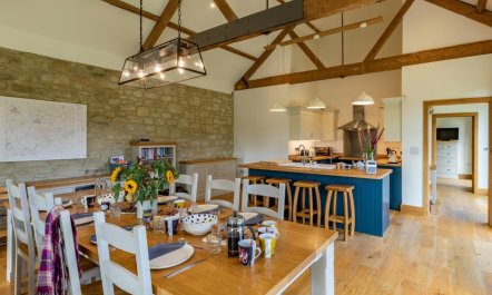 4 Bed in Shaftesbury 1
