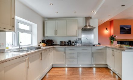 2 Bed in Llangammarch Wells 3