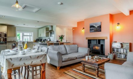 2 Bed in Llangammarch Wells 2