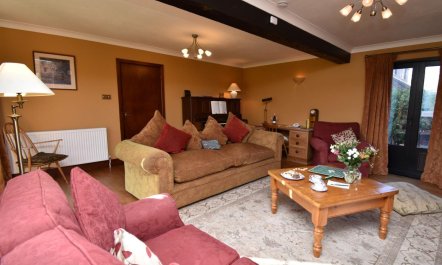 2 Bed in Dorchester 1