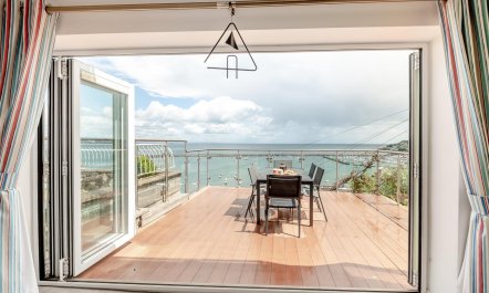 3 Bed in Brixham 2