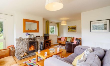 3 Bed in Holmrook 2