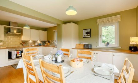 3 Bed in Holmrook 4