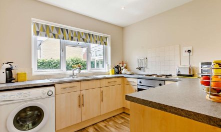 2 Bed in Moreton In Marsh 7