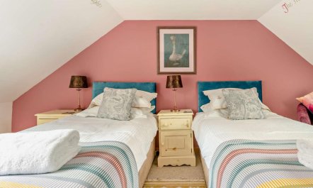 2 Bed in Heriot 7