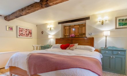 2 Bed in Neen Sollars 3